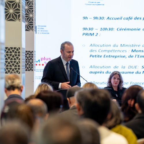 Son excellence M. M. Christophe Lecourtier, ambassadeur de France